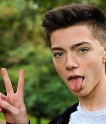 NICE & CUTE BOYS FACES GAY TUBE COLLECTION BASHFUL 5fc41129b6b1d.jpg