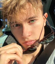 NICE & CUTE BOYS FACES GAY TUBE COLLECTION HANDSOME 5fc466c43a226.jpg