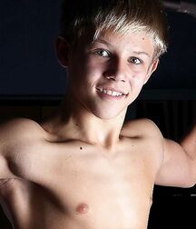 NICE & CUTE BOYS FACES GAY TUBE COLLECTION HANDSOME 5fc466e5d20cf.jpg