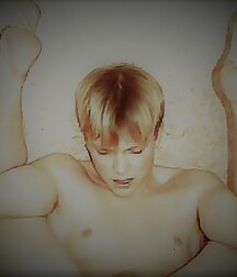 NICE & CUTE BOYS FACES GAY TUBE COLLECTION ENJOY 5fc468834c602.jpg