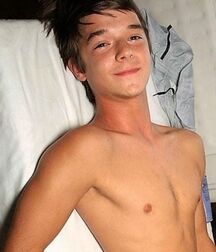 NICE & CUTE BOYS FACES GAY TUBE COLLECTION ENJOY 5fc468a49ce15.jpg