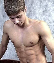 NICE & CUTE BOYS FACES GAY TUBE COLLECTION ENJOY 5fc468b5824c4.jpg
