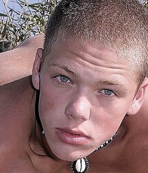 NICE & CUTE BOYS FACES GAY TUBE COLLECTION ENJOY 5fc468e7c7bc6.jpg