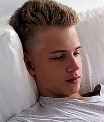 NICE & CUTE BOYS FACES GAY TUBE COLLECTION BOMB 5fc56cb13184a.jpg