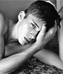 NICE & CUTE BOYS FACES GAY TUBE COLLECTION BOMB 5fc56ce3c31b7.jpg