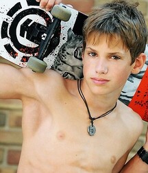 NICE & CUTE BOYS FACES GAY TUBE COLLECTION BOMB 5fc56cf58d328.jpg