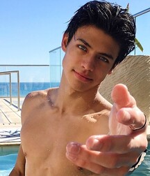 NICE & CUTE BOYS FACES GAY TUBE COLLECTION BOMB 5fc56d03549c4.jpg