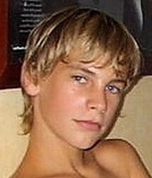 NICE & CUTE BOYS FACES GAY TUBE COLLECTION BOMB 5fc56d0c646ff.jpg