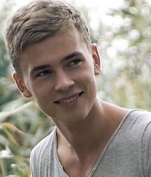 NICE & CUTE BOYS FACES GAY TUBE COLLECTION LOVING 5fc6b9b0e2349.jpg