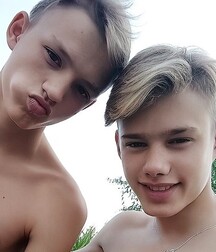 NICE & CUTE BOYS FACES GAY TUBE COLLECTION LOVING 5fc6ba8c8b312.jpg