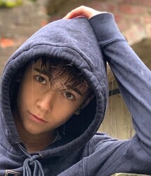 NICE & CUTE BOYS FACES GAY TUBE COLLECTION RECORD 5fc80897a53ba.jpg