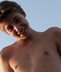 NICE & CUTE BOYS FACES GAY TUBE COLLECETION IMPULSE 5fc9543c160bc.jpg