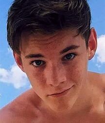 NICE & CUTE BOYS FACES GAY TUBE COLLECTION TEENS 5fcbbb9b646f7.jpg
