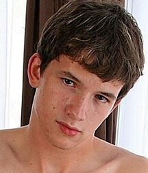 NICE & CUTE BOYS FACES GAY TUBE COLLECTION TEENS 5fcbbc2fcb7e0.jpg