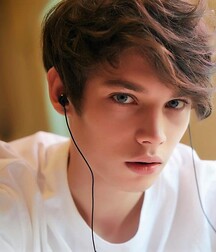 NICE & CUTE BOYS FACES GAY TUBE COLLECTION GREAT TWINKS 5fcd3ea4e6987.jpg