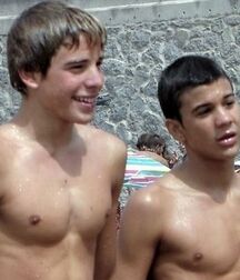NICE & CUTE BOYS FACES GAY TUBE COLLECTION GREAT TWINKS 5fcd3ebc734a0.jpg