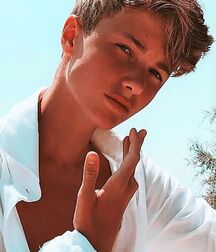 NICE & CUTE BOYS FACES GAY TUBE COLLECTION GREAT TWINKS 5fcd3f020cf45.jpg