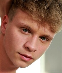 NICE & CUTE BOYS FACES GAY TUBE COLLECTION GREAT TWINKS 5fcd3f05b1680.jpg