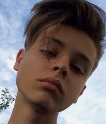 NICE & CUTE BOYS FACES GAY TUBE COLLECTION OUTSTANDING 5fcdbe8c60b6f.jpg