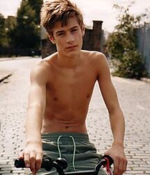 NICE & CUTE BOYS FACES & BODY ALL PHOTO FROM GAY TUBE PROFILES 5fd3c2d69f44b.jpg