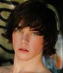NICE & CUTE BOYS FACES GAY TUBE COLLECTION STUNING 5fde090139087.jpg