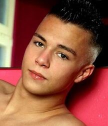 NICE & CUTE BOYS FACES GAY TUBE COLLECTION STUNING 5fde090b52f3a.jpg