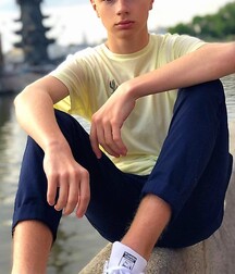 NICE & CUTE BOYS FACES GAY TUBE COLLECTION STUNING 5fde0914ef564.jpg