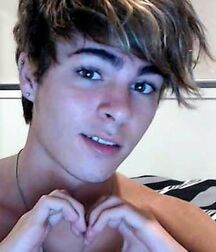 NICE & CUTE BOYS FACES GAY TUBE COLLECTION STUNING 5fde0916c8bb6.jpg