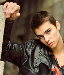 NICE & CUTE BOYS FACES GAY TUBE COLLECTION STUNING 5fde095deb267.jpg