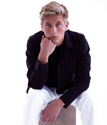 NICE & CUTE BOYS FACES GAY TUBE COLLECTION STUNING 5fde09741cac9.jpg