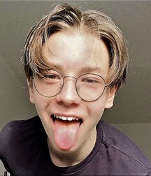 NICE & CUTE BOYS FACES GAY TUBE - LUKAS COLLECTION 3 5fed3725e6619.jpg
