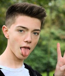 NICE & CUTE BOYS GAY TUBE FACES LUKAS COLLECTION 60035eca7aa84.jpg