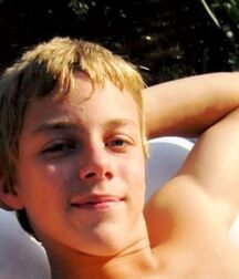 NICE & CUTE BOYS GAY TUBE FACES LUKAS COLLECTION 60035ee0b4169.jpg
