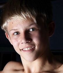 NICE & CUTE BOYS GAY TUBE FACES LUKAS COLLECTION 60035f0545130.jpg