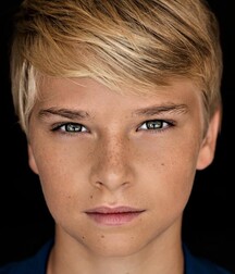 NICE & CUTE BOYS GAY TUBE FACES LUKAS COLLECTION 60035fa8eb9d2.jpg