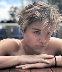 NICE & CUTE TEEN BOYS FACES LUKAS BEST COLLECTION 6010e1f917a3c.jpg