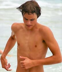 NICE & CUTE TEEN BOYS FACES LUKAS BEST COLLECTION 6010e25e24fe9.jpg