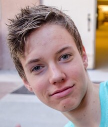 NICE & CUTE TEEN BOYS FACES LUKAS BEST COLLECTION 6010e2e7b5883.jpg