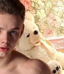 GAY TUBE NICE & CUTE BOYS FACES LUKAS COLLECTION 6016d85ac0d82.jpg