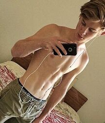 GAY TUBE NICE & CUTE BOYS FACES LUKAS COLLECTION 6016d9480e929.jpg