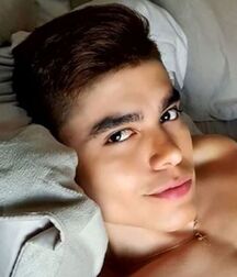 GAY TUBE NICE & CUTE BOYS FACES LUKAS COLLECTION 6016d96a2bb78.jpg