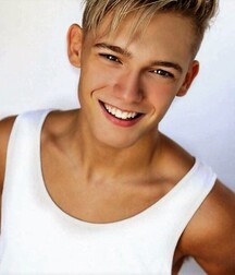 NICE & CAUTE BOYS FACES & BODY LUKAS COLLECTION 60204f2c94d49.jpg
