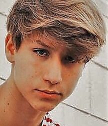 NICE & CAUTE BOYS FACES & BODY LUKAS COLLECTION 60204fe1ea794.jpg