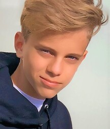 NICE & CAUTE BOYS FACES & BODY LUKAS COLLECTION 602050302d279.jpg