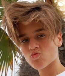 NO PORN - NICE & CUTE BOYS FACES - LUKAS COLLECTION 603fe66e2d19e.jpg