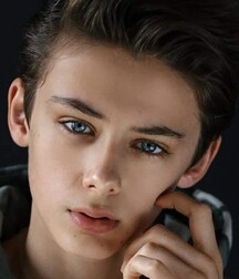 NO PORN - NICE & CUTE BOYS FACES - LUKAS COLLECTION 603fe6bad09cc.jpg