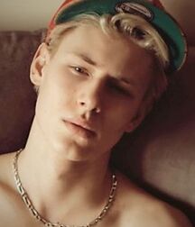 NO PORN - NICE & CUTE BOYS FACES - LUKAS COLLECTION GAY TUBE
