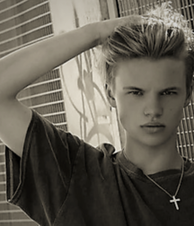 NO PORN - NICE & CUTE BOYS FACES - LUKAS COLLECTION LIFE 6059529e7787b.png
