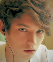 NO PORN - NICE & CUTE BOYS FACES - LUKAS COLLECTION LIFE 605952d811c8c.png