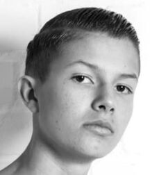 NO PORN - NICE & CUTE BOYS FACES - LUKAS COLLECTION LIFE 6059530027b04.jpg